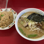 大衆中華 宝来 - ラーメンセット（味噌）950円