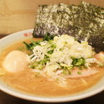 六角家 - 六角家定食（小・￥800）のラーメン