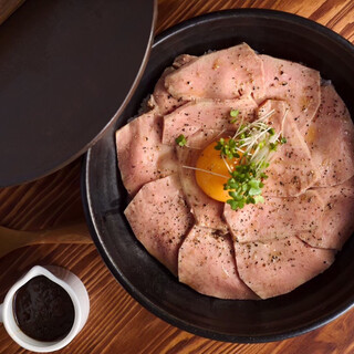 Lots of fans◆Special dishes such as "Roast Beef Bowl" cooked at low temperature