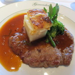 ジランドール - 仔牛のエスカロップ エストラゴンソース ドフィノワーズグラタン