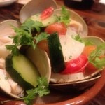 ミニヨンTOKYO - ハマグリの白ワイン蒸し