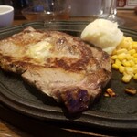ステーキの虎 - 熟成リブロースステーキ　220㌘　2,600円