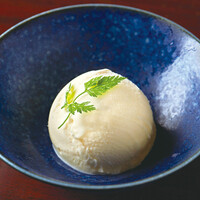 バニラアイス／本日のシャーベット