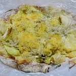 BOULANGERIE PANJA - しらすとキャベツのピザ
