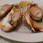 ガンボ＆オイスターバー - 焼き牡蠣