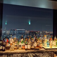 DINING & BAR TABLE 9 TOKYO - 瓶が並んでるだけでもキレイでした。
