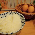 とらず - 卵とご飯は食べ放題♪