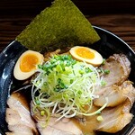 奉仕丸 - チャーシュー麺1310円+味玉
