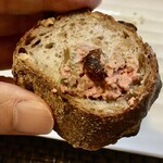 オー・ペシェ・グルマン - 鶏白レバーの濃厚テリーヌ＆イチヂクの赤ワイン煮