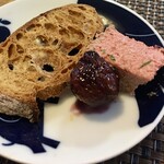 オー・ペシェ・グルマン - 鶏白レバーの濃厚テリーヌ＆イチヂクの赤ワイン煮