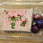 オー・ペシェ・グルマン - 鶏白レバーの濃厚テリーヌ＆イチヂクの赤ワイン煮