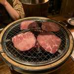 Yakiniku Gin Shari Chokkyuu Horumon - 