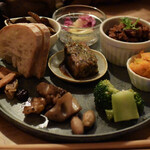 お野菜小皿料理のワインバル KiboKo - お席チャージ（おつまみプレート付）２２００円（税込）