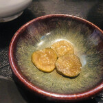 奨 TASUKU - 箸休めのきゅうりの漬物