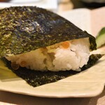 香炉 - いくらおむすび