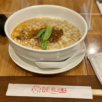 個室中華 頤和園 溜池山王店 - 