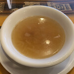 アルコイリス - アヒ デ ガジーナ(ペルー風チキンカレー)¥800のスープ