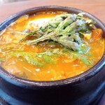 韓国料理 玉ちゃんの家 - キムチチゲ