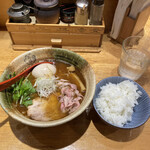 焼きあご塩らー麺 たかはし 新宿本店 - 