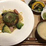 めん、色いろ。いつでも、おやつ。 - 