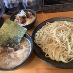 Ramen Tsukesoba Itadaki - 