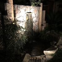 リストランテ イル コンティヌオ - お庭に滝あるやん♫