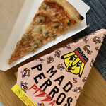 MAD PERROS PIZZA - 