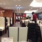 イノダコーヒ - 明るく雰囲気良し