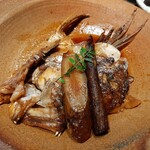 161490759 - こっくり甘辛い鯛のあら炊きは、しっとりなめらかな鯛の身にやや甘めの煮汁がしみ込みご飯に合う！