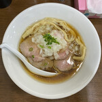 煮干し中華そば 魚魚 - 煮干そば(醤油) 800円