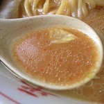 三平ラーメン - スープ
