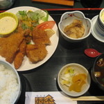 Ajikoubou Oogi - ミックスフライ定食