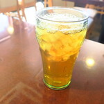 横浜中華　王記厨房 - ウーロン茶