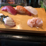 Itsupei Zushi - 