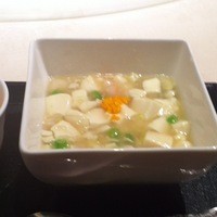 老香港酒家京都 - おすすめランチ(海鮮とお豆腐のあんかけ。とてもあっさり味。)