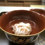 片折 - ＊真丈と言うより、ほぼ「毛蟹」。毛蟹らしい甘み旨味を感じ、これも美味。