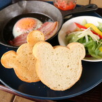 パン工房カフェ 房の駅 - 