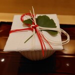 銀座 しのはら - 玄猪包