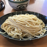 らーめん マル汁屋 - つけ麺の麺　　まみこまみこ