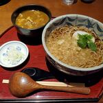 Soba Waraku Yamamoto - たぬきそば(720円)と小カレー丼(420円)