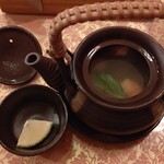 和のごはん みかづき - 松茸の土瓶蒸し