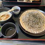 山見茶屋 - 私の頼んだ手作り豆腐セット１２００円。