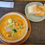 さかなシチューセット(1320円)です。