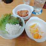 四ツ木製麺所 - とみさん