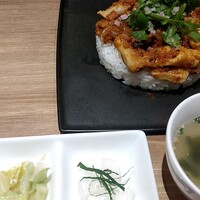 十勝ハーブ牛焼肉 MONMOM -  十勝ハーブ牛焼肉 MONMOM -