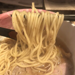 創作ラーメン STYLE林 - 麺リフトアップ