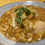 新世界菜館 - 上海蟹のあんかけチャーハン