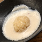 鮨おばな - 白子さん炙り白子を先にいただき、残った白子ソースにシャリを投入。混ぜ混ぜすると白子のリゾットに変身。