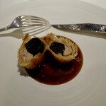 レ セゾン - パイごと真ん中からスパッとカットすると香りが噴き上がる