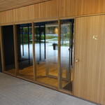 メゾン ケイ - 入口付近